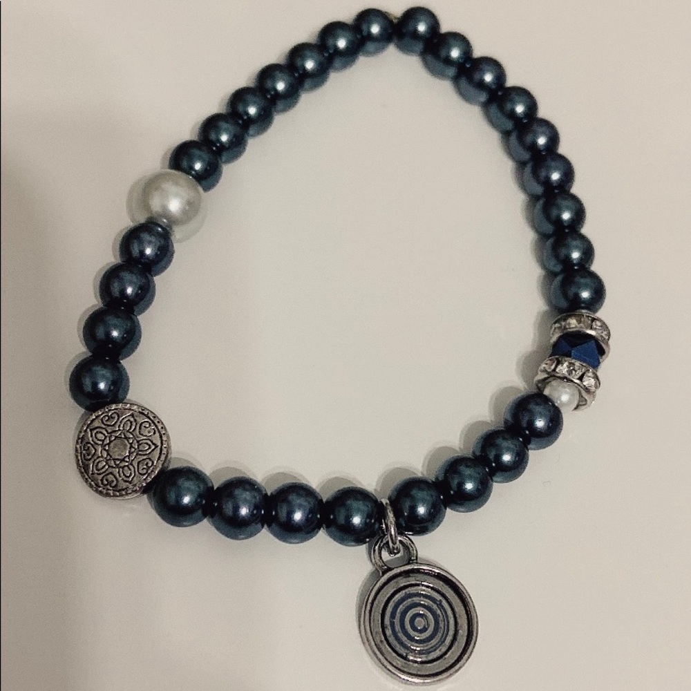 Handmade Glass Pearl Silver Beaded Elastic Bracelet (with love)